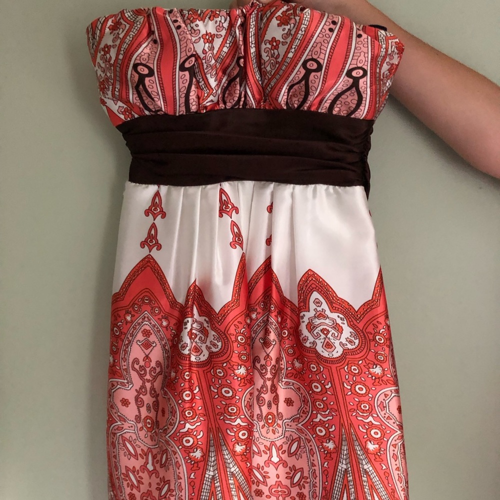 Formal, strapless dress